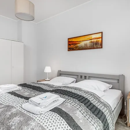 Apartment Legionow 47 By Renters