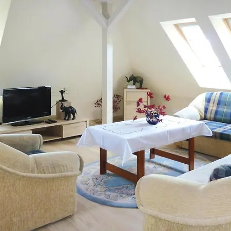 Beautiful For 4 People In Apartment *
