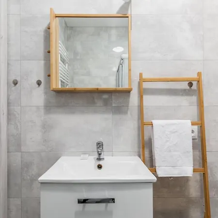 Apartment Legionow 47 By Renters Swinoujscie