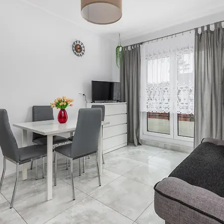Legionow 47 By Renters Apartment *