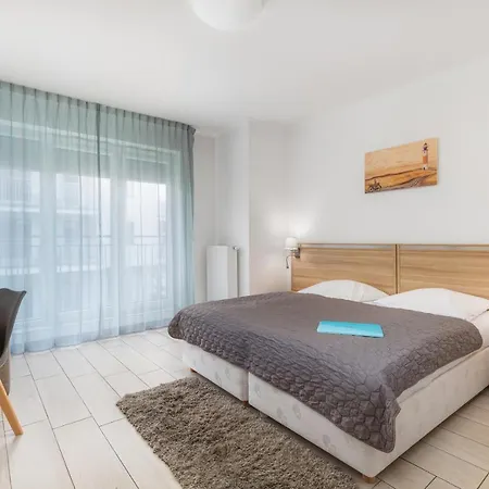 Aquamarina Apartment