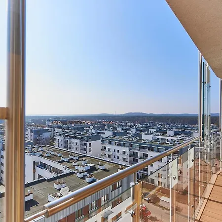 - Platan Tower Apartment