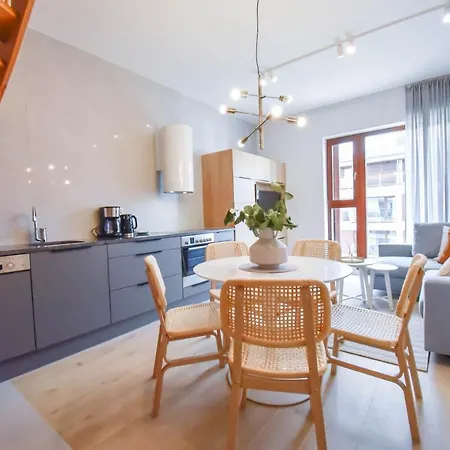 Dwupoziomowy Z Widokiem Na Morze Apartment *
