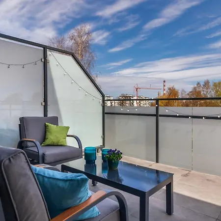 Apartament Port By Renters Apartment *