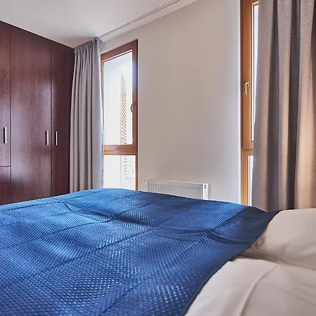 - Stil 2 Apartment *