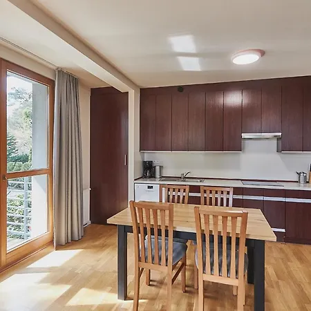 - Stil 2 Apartment