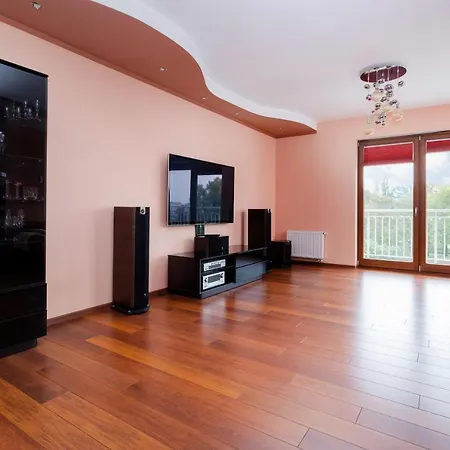 Platan Platan Apartment *