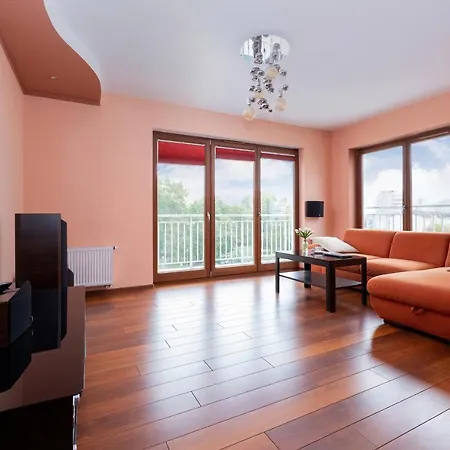Platan Platan Apartment *