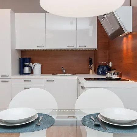 Apartment Zdrojowa By Renters