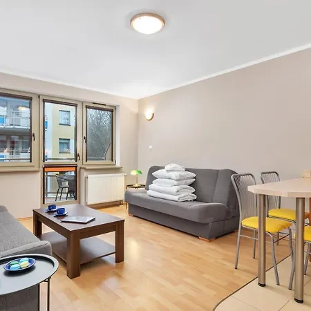 Apartment Zdrojowa By Renters