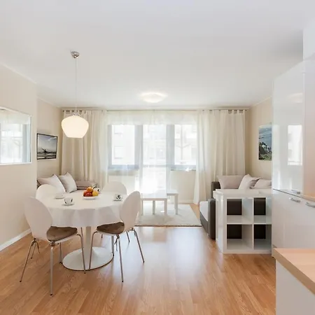 Zdrojowa By Renters Apartment *