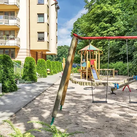 Apartment Zdrojowa By Renters