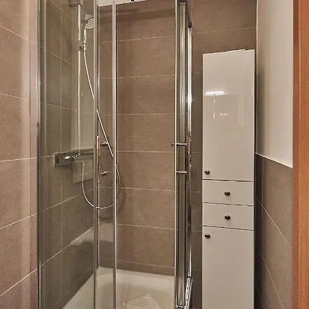 Apartment -zeromskiego 5 *