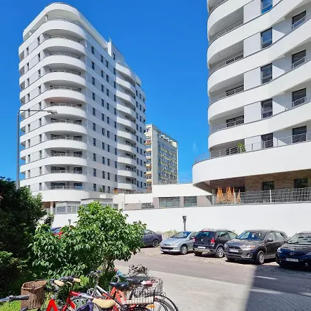 Visit Baltic - Sun Towers -2 Sypialnie - Parking Inklusive Apartment *