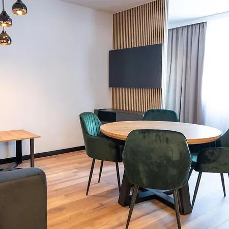 Aparthome Apartment