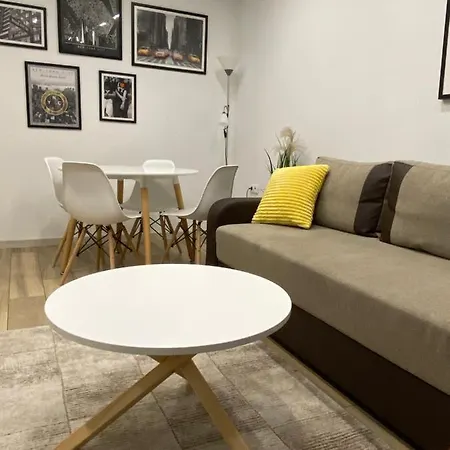 Platan Apartment *
