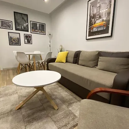 Apartment Platan