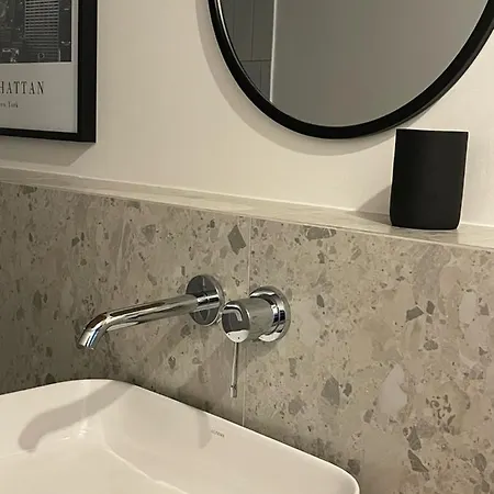 Apartment 5