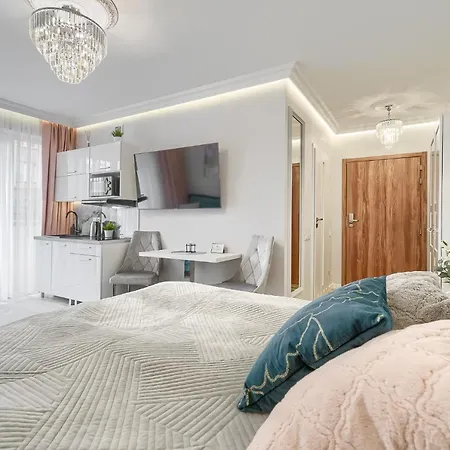 Apartment Silver *