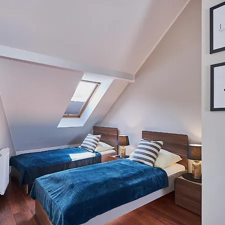 Apartment - Komandorska *