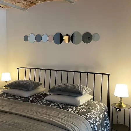 Apartment 5