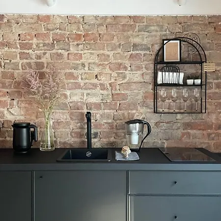 Apartment 5