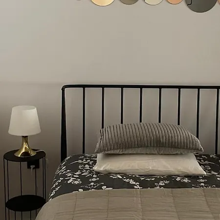 5 Apartment *