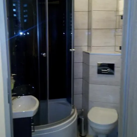 W . Legionow Guest house *