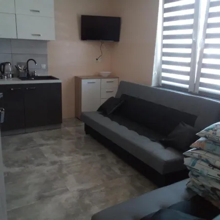 W . Legionow Guest house *