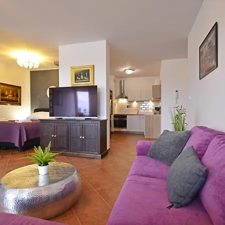 Concha-apartamenty Bryza-parking Swinoujscie