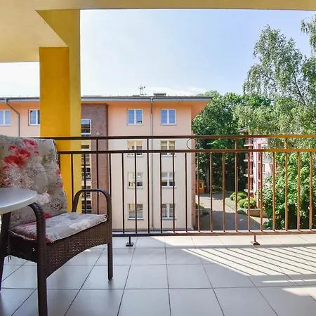 Na Wyspie - Park - Parking Apartment Swinoujscie