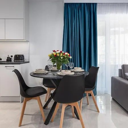 Apartment Sun Towers By Renters Swinoujscie