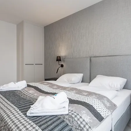 Sun Towers Lux By Renters Prestige Apartment