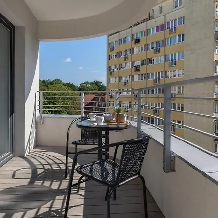 Sun Towers Lux By Renters Prestige Apartment *