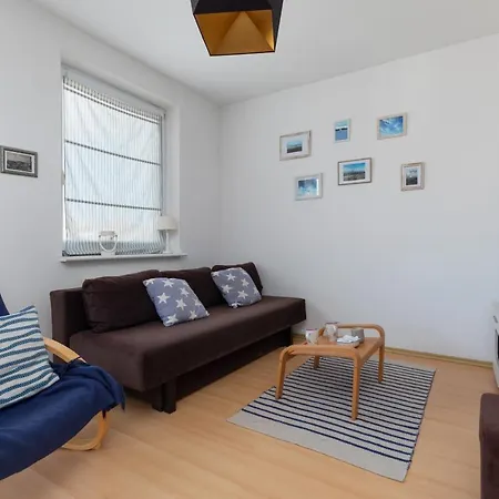 Chrobrego Two-bedroom By Renters Apartment *