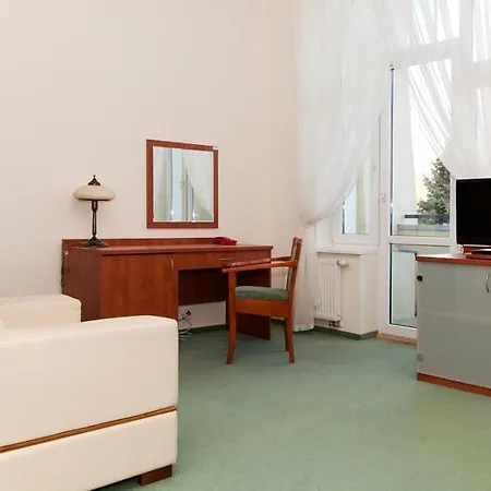 Bursztyn Couette-café 3*