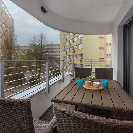 Sun Towers By Renters * Swinoujscie