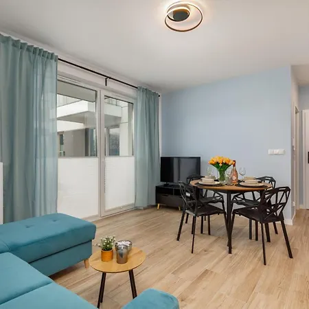Square By Renters Apartment Swinoujscie