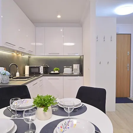 Bryza - Osiedle Sun Towers 38-39, Parking W Garazu *