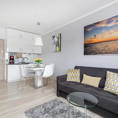 Wind Rose Quarter By Renters Apartment *