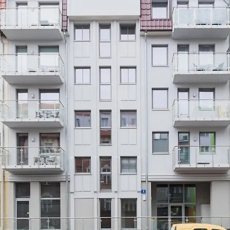 Wind Rose Quarter By Renters Apartment *