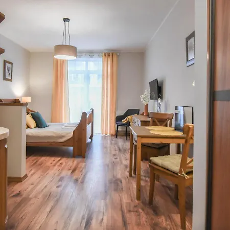 Na Wyspie - Trzy Korony - Z Parkingiem Apartment *