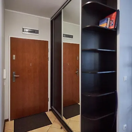 Apartment - Chelmonskiego *