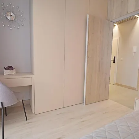 Apartment Bryza - Baltycki - 100m Od Morza - Parking - Komorka Na Rowery Swinoujscie