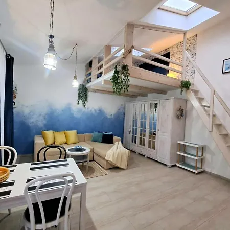 Summer Time Apartment