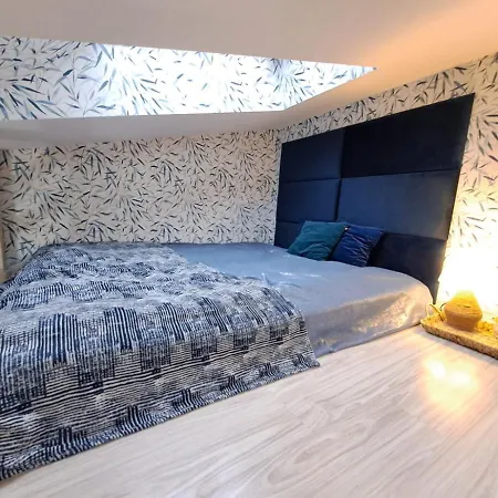 Summer Time Apartment