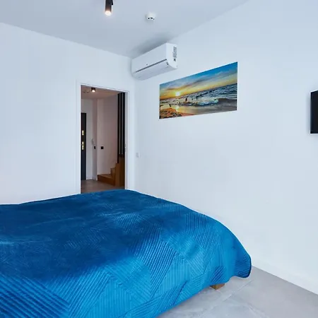 - Lividus 323 Apartment
