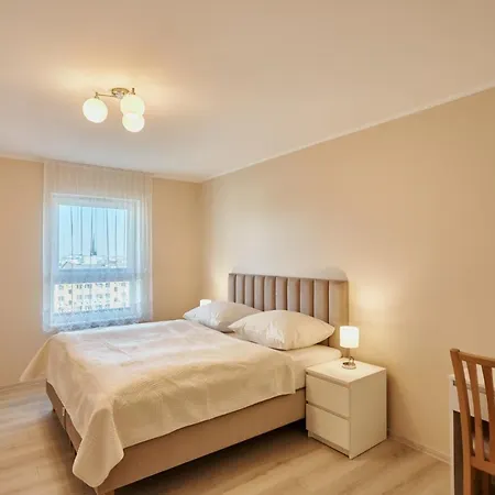 - Sun Towers 39 79 Apartment