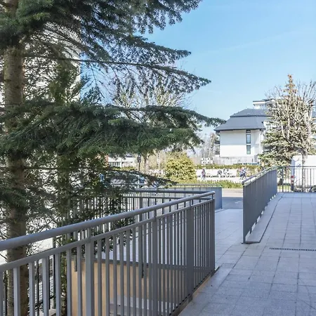 Bryza - Osiedle Zeromskiego 27 - Promenada * Swinoujscie