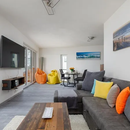 Sea Nowa Flotylla By Renters